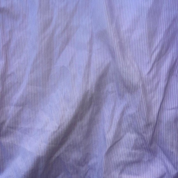 gorgeous HUGO BOSS long sleeve button up 100 percent cotton - Picture 6 of 7